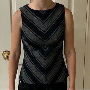 🌷3 for$25🌷Le Chateau, US XXS, Black & Grey Chevron Print Sleeveless Top